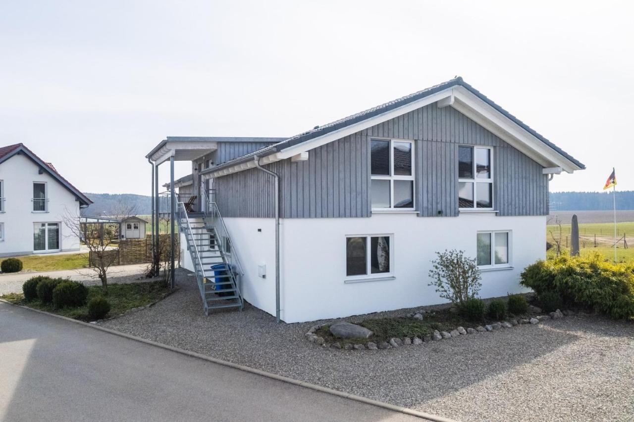 Ruhige Ferienwohnung Mit Panoramablick Ingoldingen Exterior photo